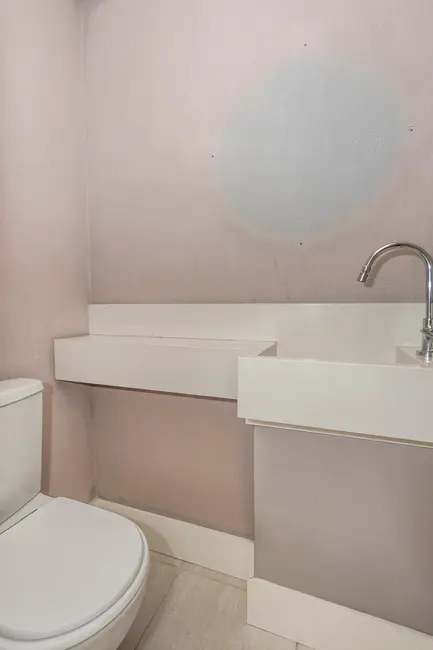 Apartamento com 1 quarto à venda, 46m2 em Menino Deus, Porto Alegre - RS - imagem 4 Foto 4 de Apartamento com 1 quarto à venda, 46m2 em Menino Deus, Porto Alegre - RS