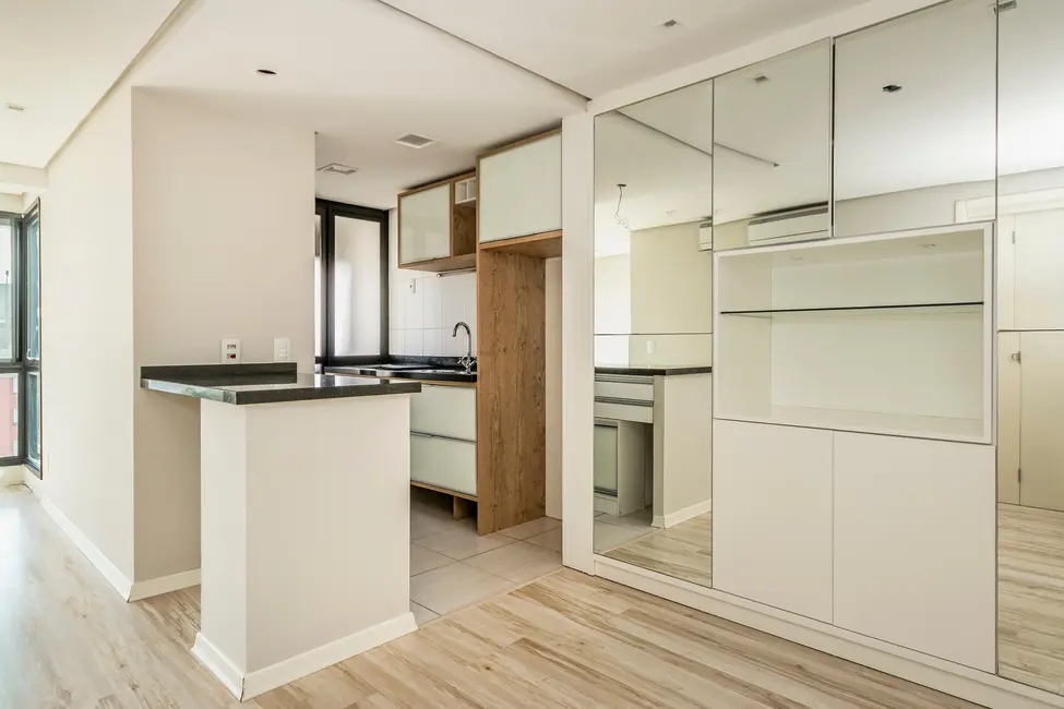 Apartamento com 1 quarto à venda, 46m2 em Menino Deus, Porto Alegre - RS - imagem 5 Foto 5 de Apartamento com 1 quarto à venda, 46m2 em Menino Deus, Porto Alegre - RS