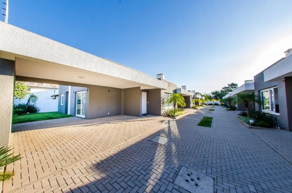 Foto 4 de Casa de Condomínio com 3 quartos à venda, 169m2 em Guarujá, Porto Alegre - RS