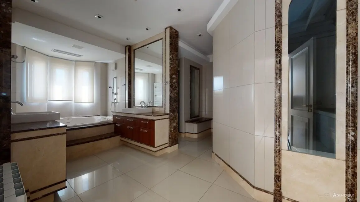 Foto 3 de Casa com 10 quartos à venda, 1165m2 em Belém Novo, Porto Alegre - RS