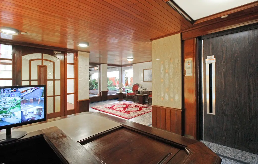 Apartamento com 3 quartos à venda, 215m2 em Menino Deus, Porto Alegre - RS - imagem 4 Foto 4 de Apartamento com 3 quartos à venda, 215m2 em Menino Deus, Porto Alegre - RS