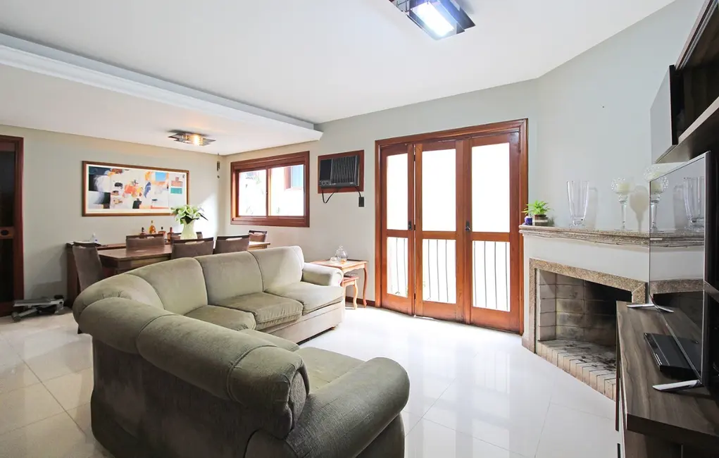 Foto 3 de Apartamento com 3 quartos à venda, 104m2 em Rio Branco, Porto Alegre - RS