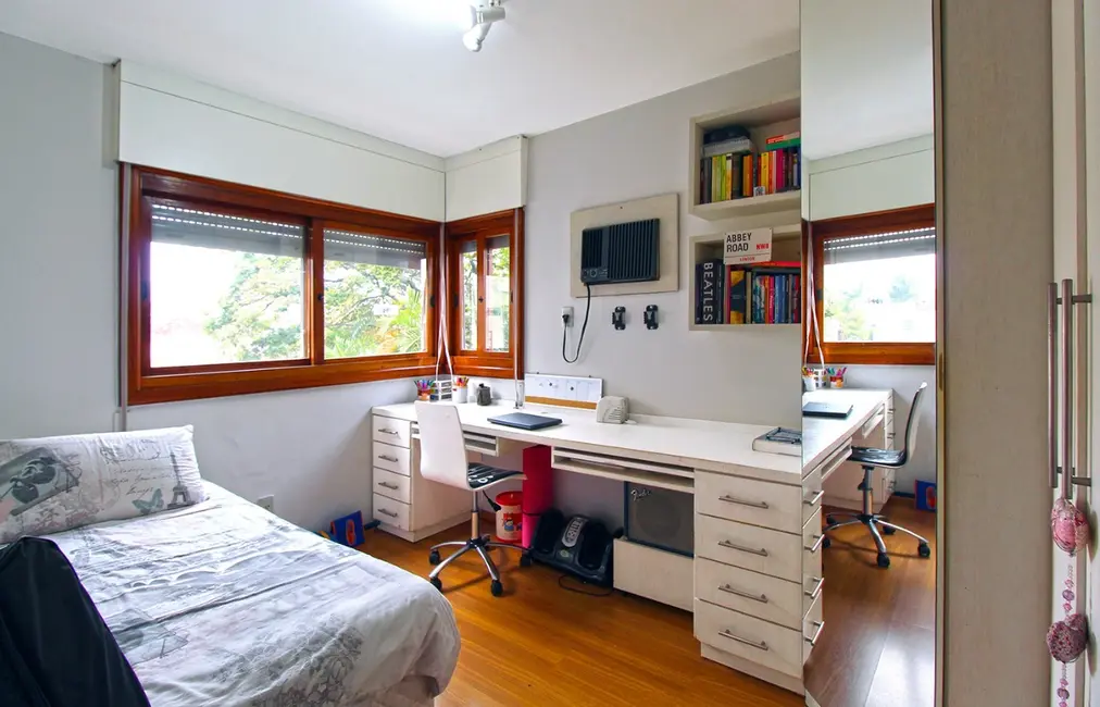 Foto 5 de Apartamento com 3 quartos à venda, 104m2 em Rio Branco, Porto Alegre - RS