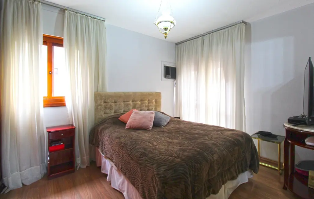 Foto 9 de Apartamento com 3 quartos à venda, 104m2 em Rio Branco, Porto Alegre - RS