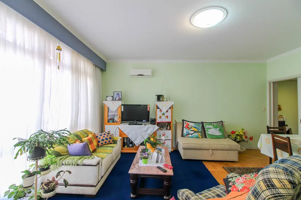 Apartamento com 3 quartos à venda, 122m2 em Petrópolis, Porto Alegre - RS - imagem 9 Foto 9 de Apartamento com 3 quartos à venda, 122m2 em Petrópolis, Porto Alegre - RS