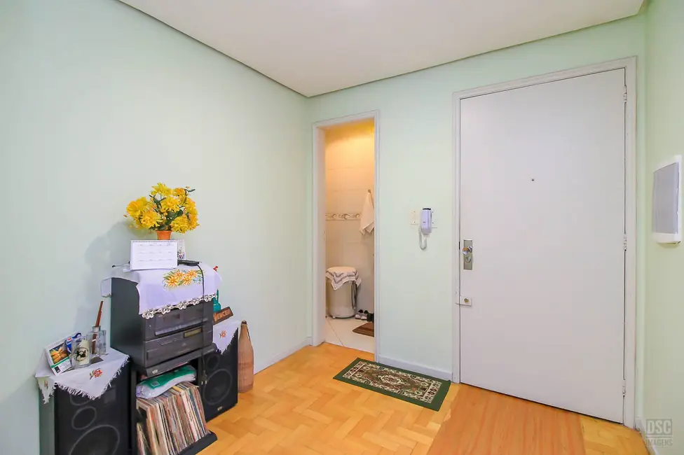 Apartamento com 3 quartos à venda, 122m2 em Petrópolis, Porto Alegre - RS - imagem 6 Foto 6 de Apartamento com 3 quartos à venda, 122m2 em Petrópolis, Porto Alegre - RS