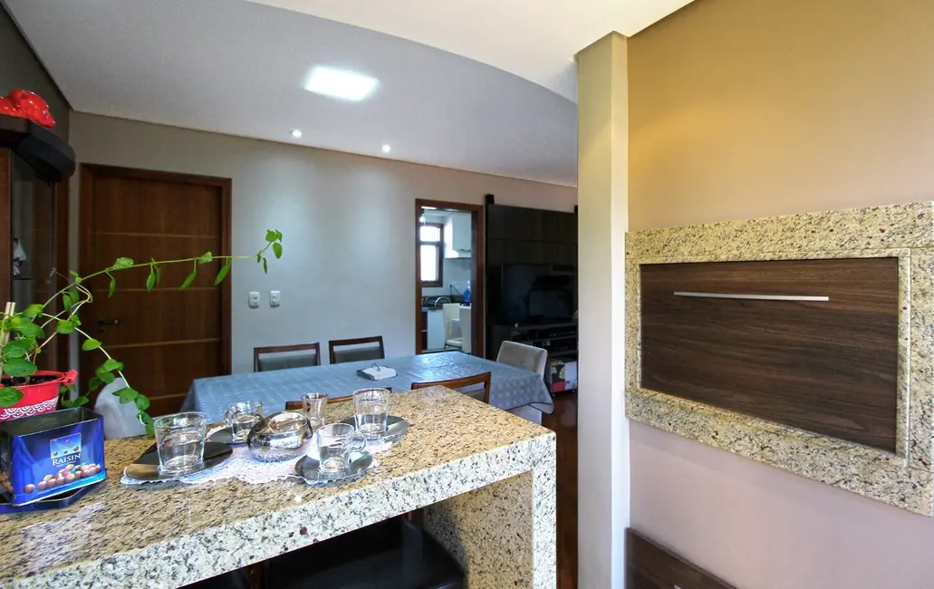 Foto 6 de Apartamento com 3 quartos à venda, 114m2 em Jardim Botânico, Porto Alegre - RS