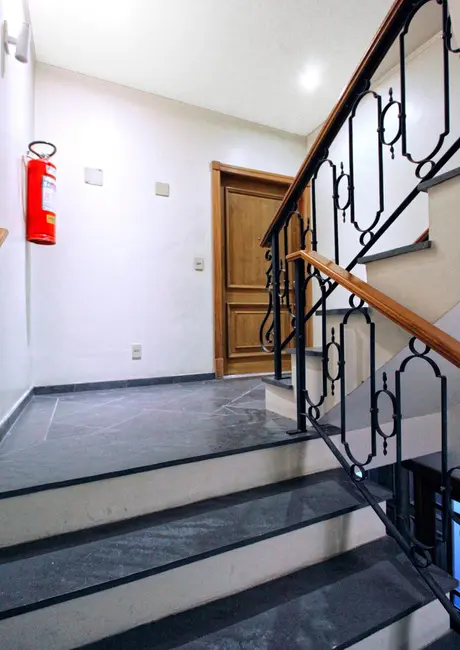 Foto 3 de Apartamento com 4 quartos à venda, 195m2 em Chácara das Pedras, Porto Alegre - RS