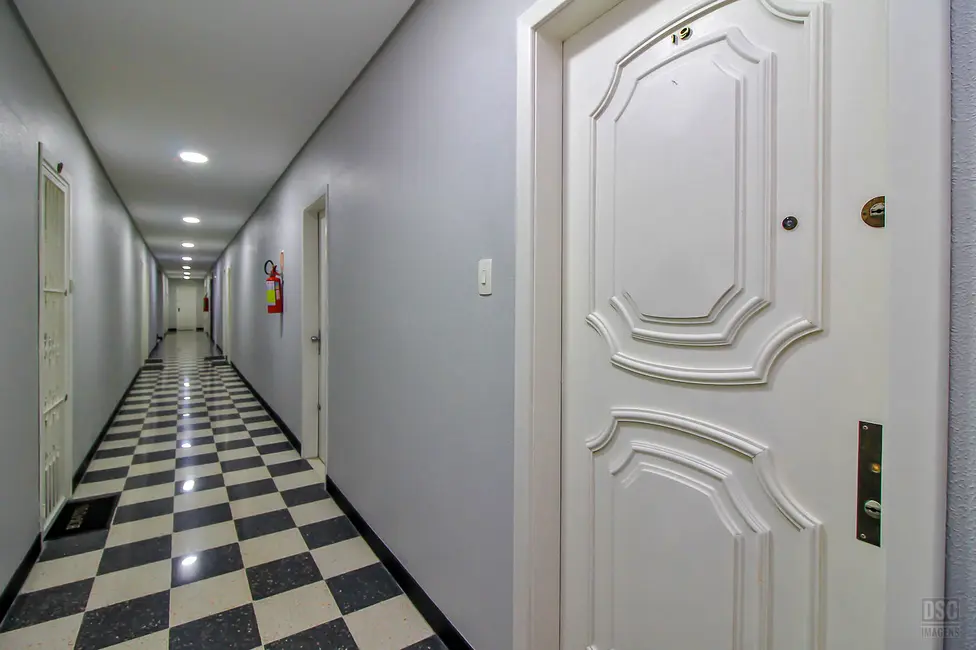Foto 2 de Apartamento com 4 quartos à venda, 126m2 em Rio Branco, Porto Alegre - RS