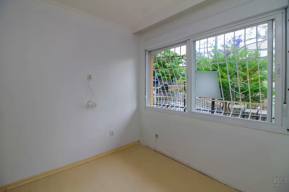 Apartamento com 3 quartos à venda, 126m2 em Rio Branco, Porto Alegre - RS - imagem 5 Foto 5 de Apartamento com 3 quartos à venda, 126m2 em Rio Branco, Porto Alegre - RS