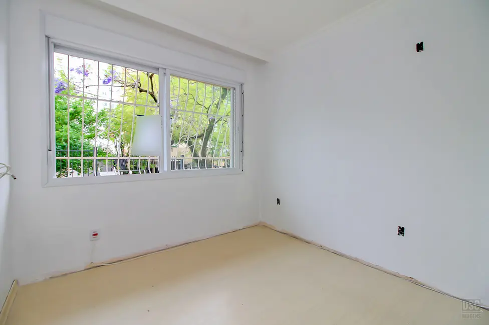 Apartamento com 3 quartos à venda, 126m2 em Rio Branco, Porto Alegre - RS - imagem 4 Foto 4 de Apartamento com 3 quartos à venda, 126m2 em Rio Branco, Porto Alegre - RS