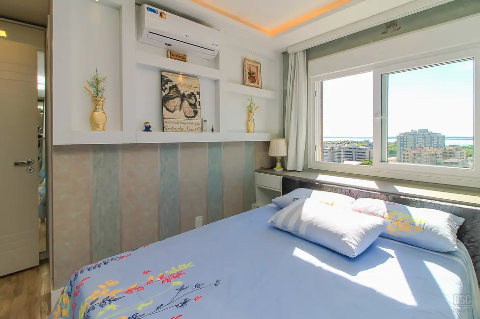 Apartamento com 3 quartos à venda, 197m2 em Menino Deus, Porto Alegre - RS - imagem 8 Foto 8 de Apartamento com 3 quartos à venda, 197m2 em Menino Deus, Porto Alegre - RS