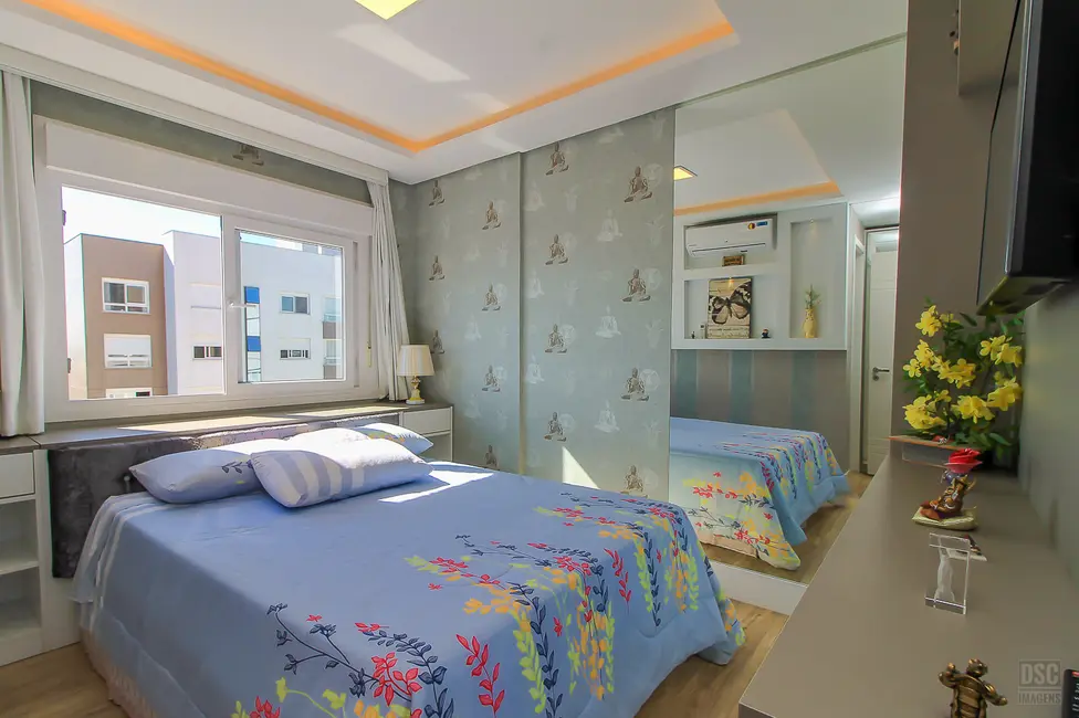 Apartamento com 3 quartos à venda, 197m2 em Menino Deus, Porto Alegre - RS - imagem 7 Foto 7 de Apartamento com 3 quartos à venda, 197m2 em Menino Deus, Porto Alegre - RS