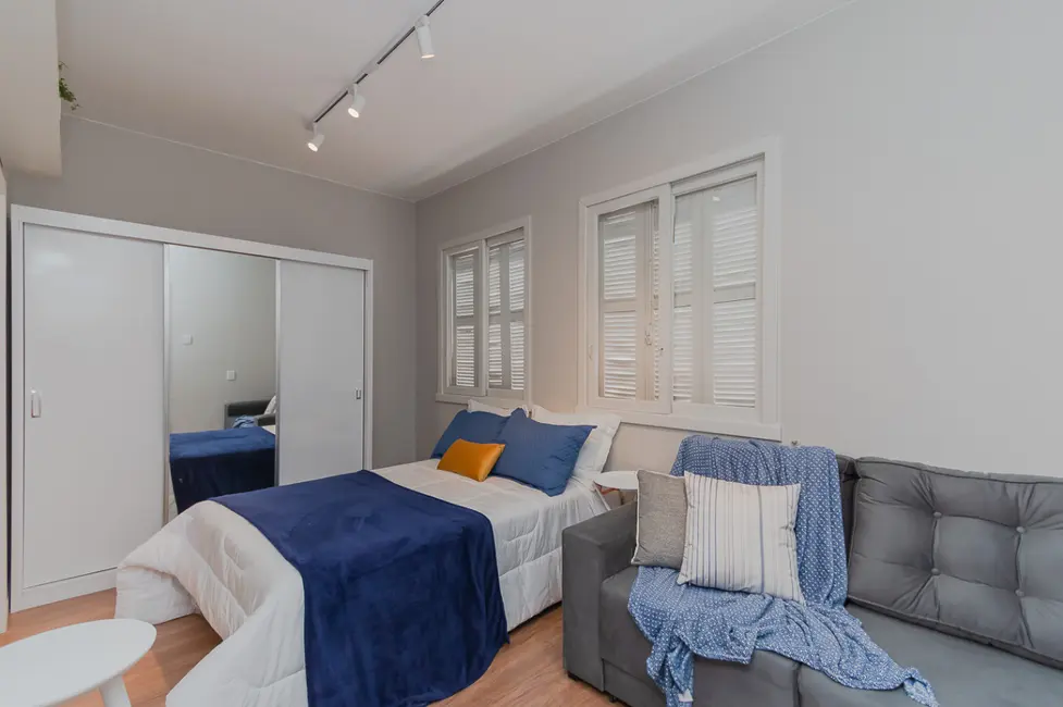 Foto 6 de Apartamento com 1 quarto à venda, 24m2 em Floresta, Porto Alegre - RS