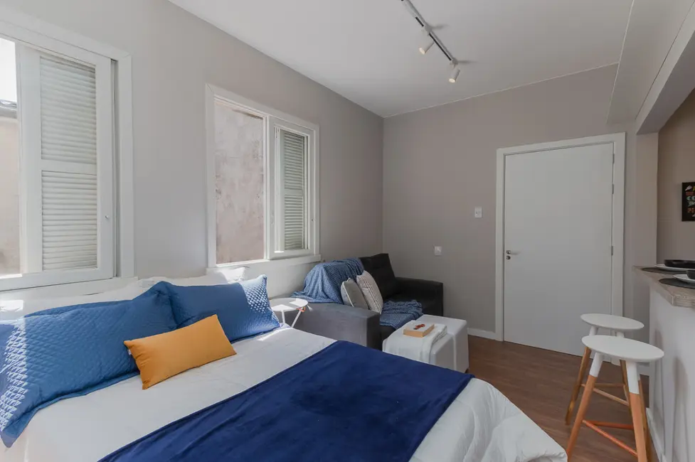 Foto 5 de Apartamento com 1 quarto à venda, 24m2 em Floresta, Porto Alegre - RS