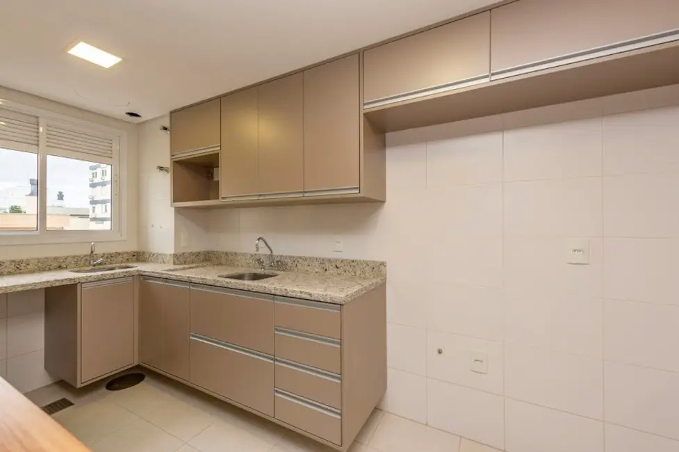 Foto 7 de Apartamento com 3 quartos à venda, 65m2 em Petrópolis, Porto Alegre - RS