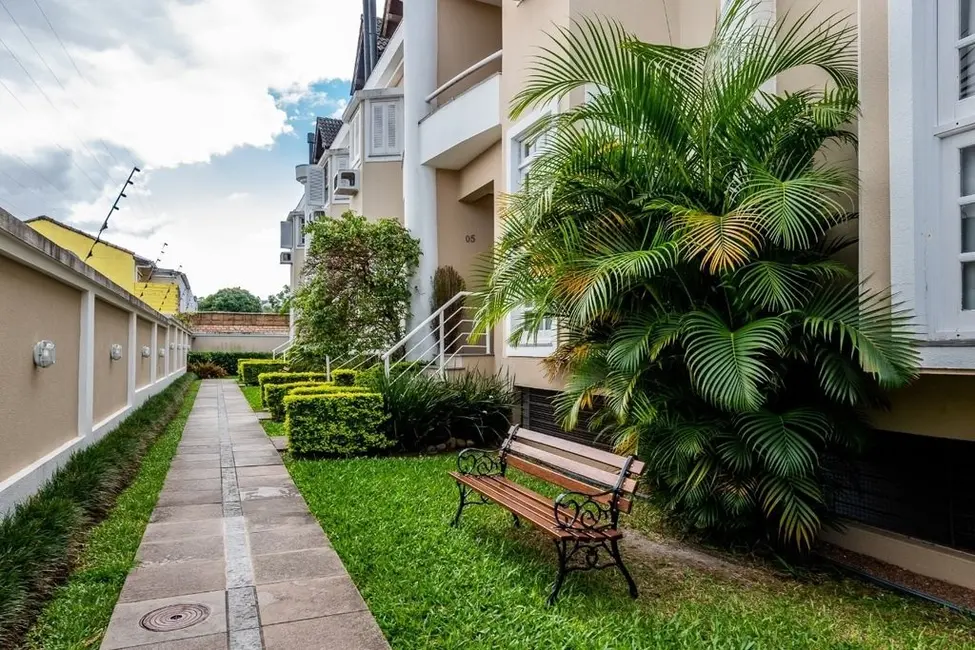 Foto 2 de Casa de Condomínio com 4 quartos à venda, 225m2 em Tristeza, Porto Alegre - RS