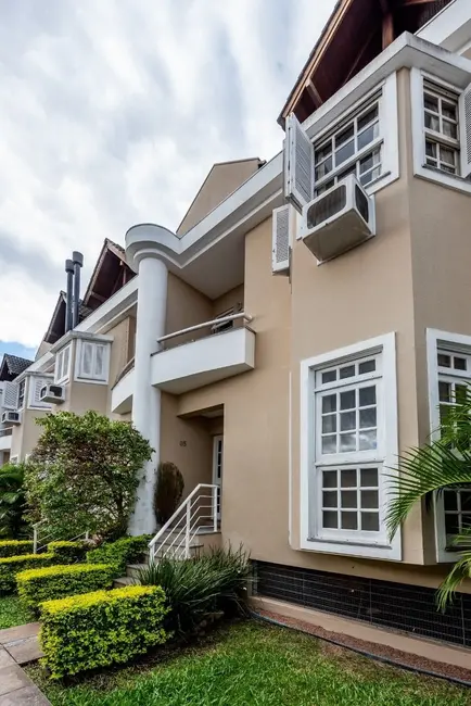 Foto 1 de Casa de Condomínio com 4 quartos à venda, 225m2 em Tristeza, Porto Alegre - RS