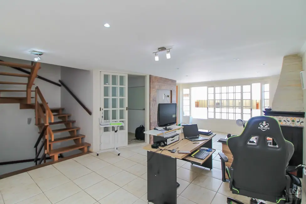 Foto 2 de Casa de Condomínio com 3 quartos à venda, 278m2 em Jardim Isabel, Porto Alegre - RS