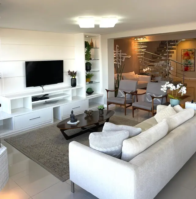 Apartamento com 4 quartos à venda, 394m2 em Capao Da Canoa - RS - imagem 5 Foto 5 de Apartamento com 4 quartos à venda, 394m2 em Capao Da Canoa - RS