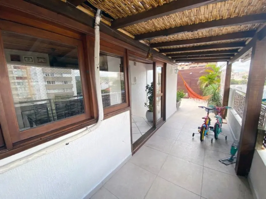 Apartamento com 2 quartos à venda, 131m2 em Petrópolis, Porto Alegre - RS - imagem 5 Foto 5 de Apartamento com 2 quartos à venda, 131m2 em Petrópolis, Porto Alegre - RS