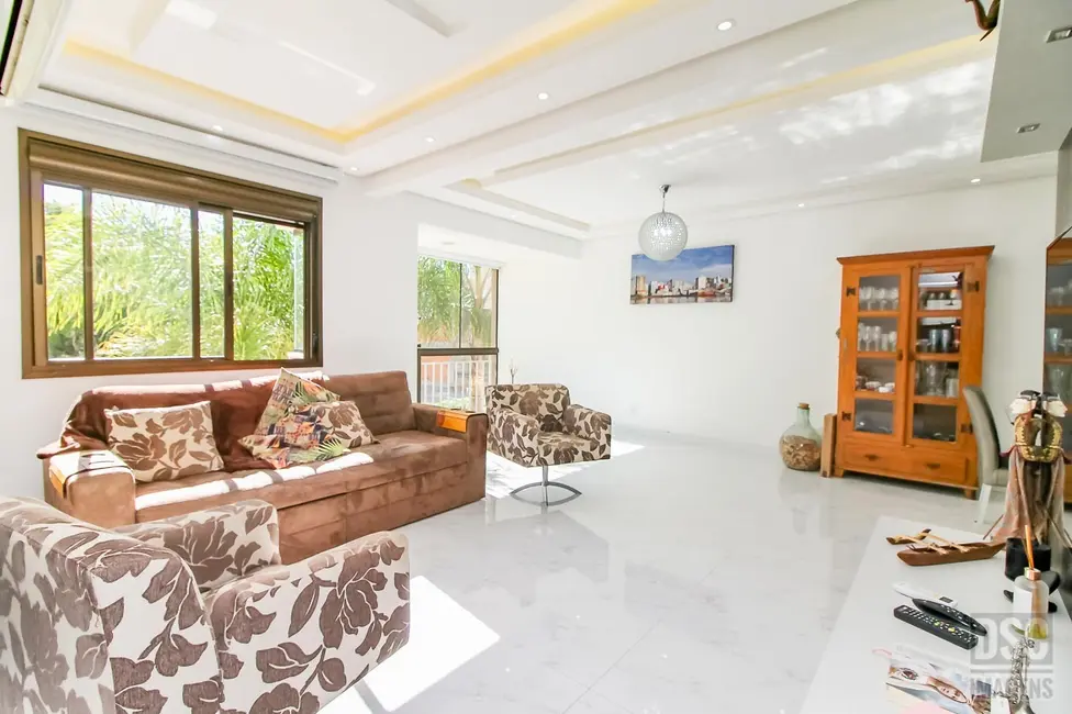 Apartamento com 3 quartos à venda, 91m2 em Passo da Areia, Porto Alegre - RS - imagem 9 Foto 9 de Apartamento com 3 quartos à venda, 91m2 em Passo da Areia, Porto Alegre - RS