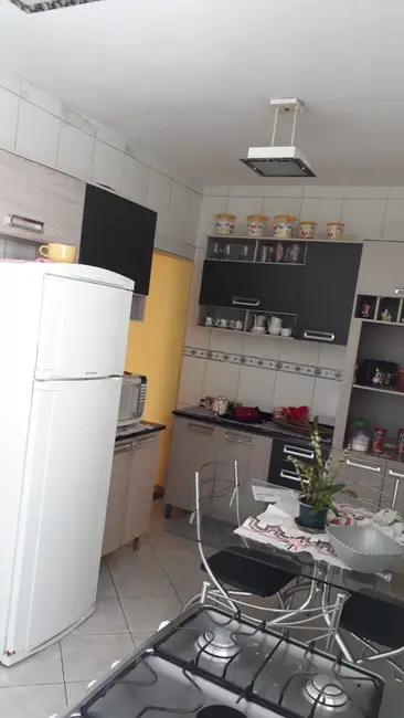 Foto 6 de Casa com 2 quartos à venda, 100m2 em Vila Nhocune, São Paulo - SP