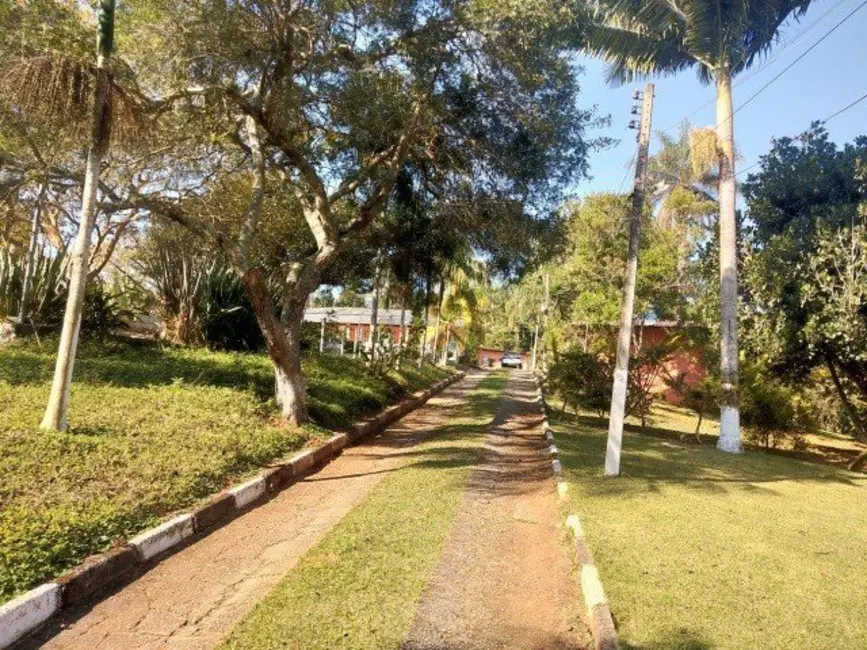 Chácara com 10 quartos à venda, 8000m2 em Recreio Bela Vista, Suzano - SP - imagem 8 Foto 8 de Chácara com 10 quartos à venda, 8000m2 em Recreio Bela Vista, Suzano - SP
