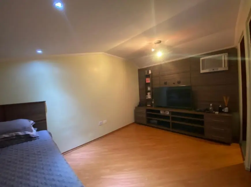 Foto 3 de Casa com 3 quartos à venda, 250m2 em Vila Santa Isabel, São Paulo - SP