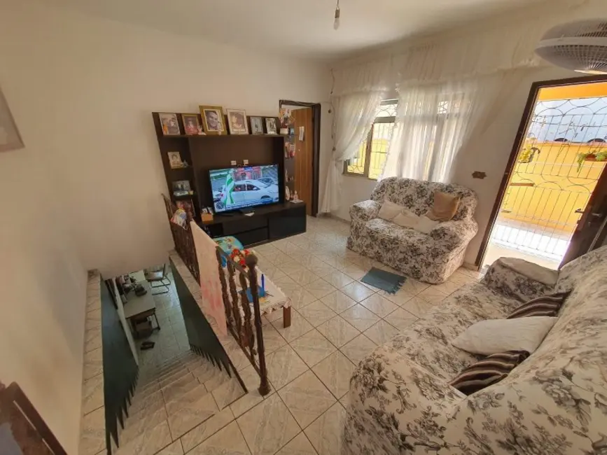 Foto 5 de Casa com 3 quartos à venda, 225m2 em Jardim das Oliveiras, São Paulo - SP