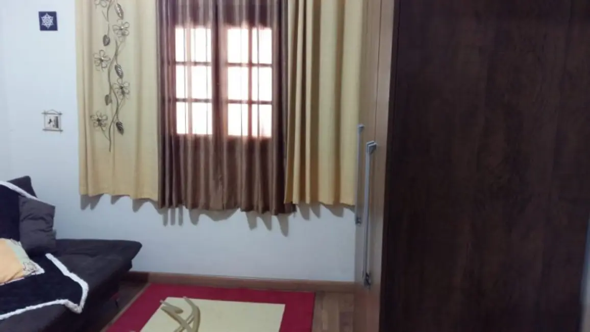 Casa com 3 quartos à venda, 175m2 em Jardim São Carlos (Zona Leste), São Paulo - SP - imagem 8 Foto 8 de Casa com 3 quartos à venda, 175m2 em Jardim São Carlos (Zona Leste), São Paulo - SP