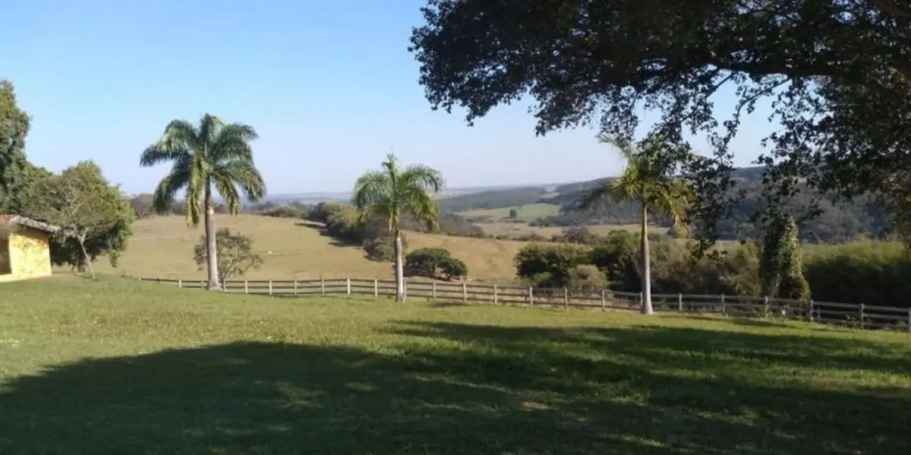 Foto 1 de Fazenda / Haras à venda, 250m2 em Área Rural de Bauru, Bauru - SP