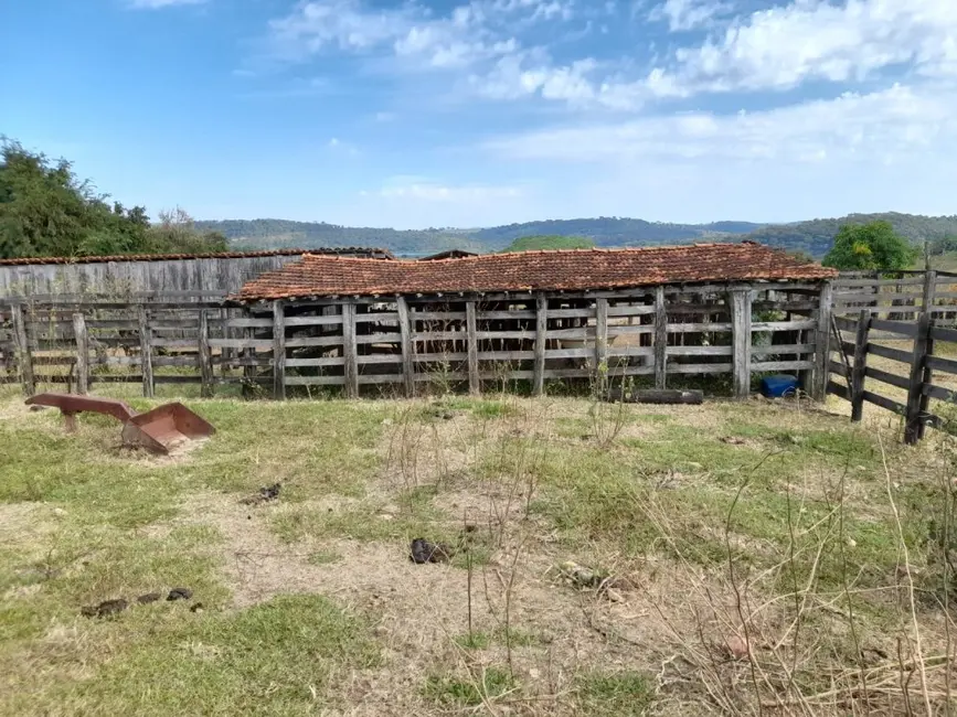 Foto 3 de Fazenda / Haras à venda, 60m2 em Área Rural de Araguari, Araguari - MG