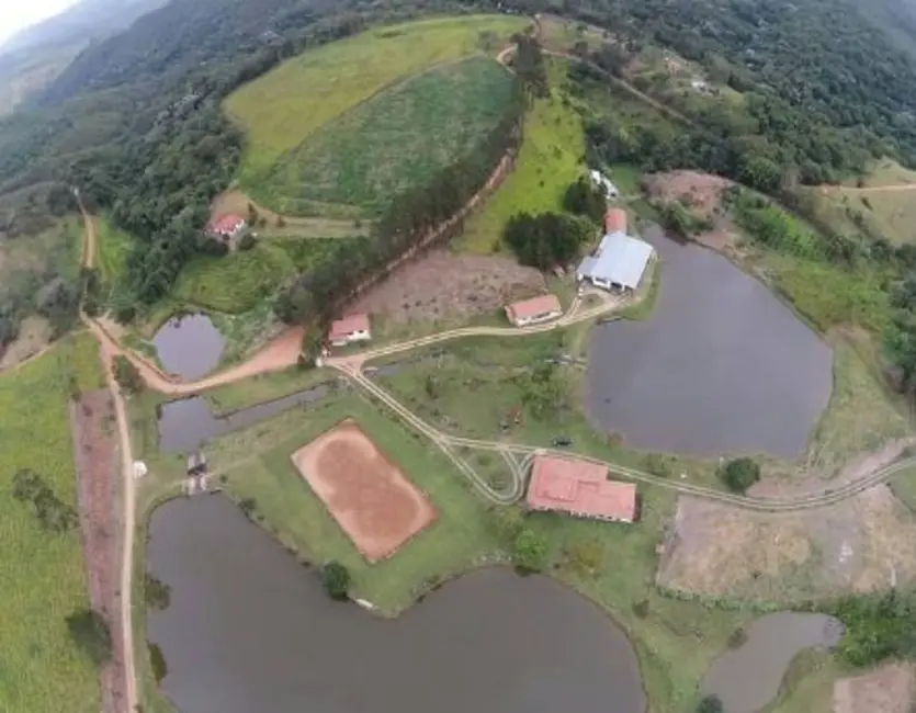 Foto 1 de Fazenda / Haras à venda, 2300000m2 em Santa Isabel - SP