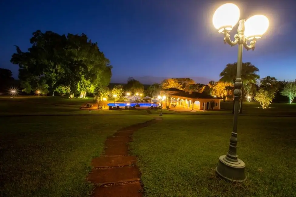Foto 1 de Fazenda / Haras à venda, 84m2 em Centro, Jaboticabal - SP