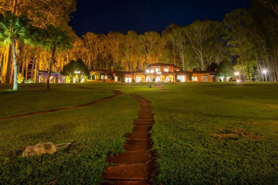 Foto 3 de Fazenda / Haras à venda, 84m2 em Centro, Jaboticabal - SP