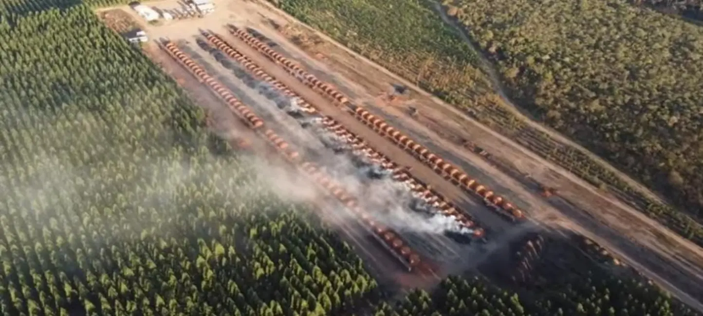 Foto 3 de Fazenda / Haras à venda, 1700m2 em Centro, Varzea Da Palma - MG