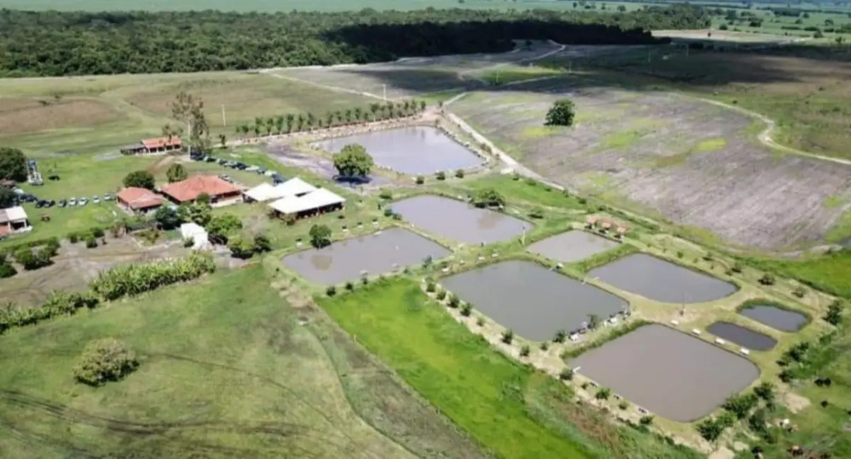 Foto 1 de Fazenda / Haras à venda, 50m2 em Jardim Quitandinha, Araraquara - SP