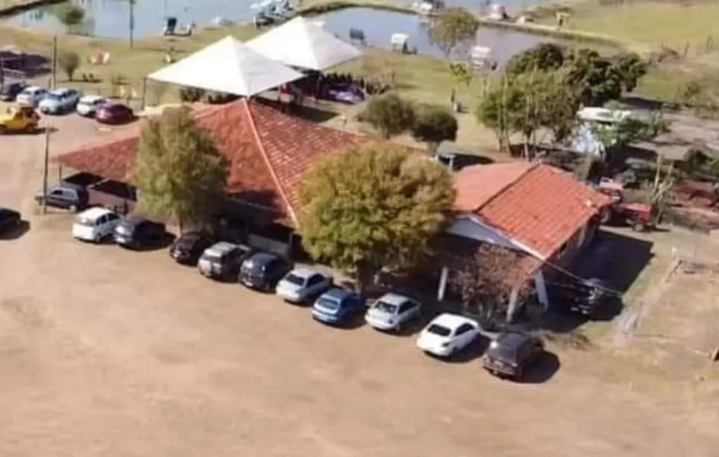 Foto 2 de Fazenda / Haras à venda, 50m2 em Jardim Quitandinha, Araraquara - SP
