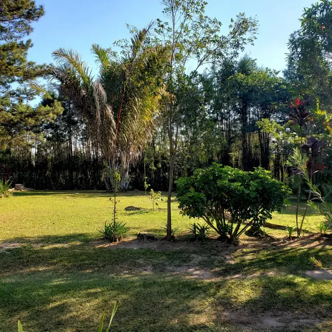 Chácara com 3 quartos à venda, 24000m2 em Mairinque - SP - imagem 3 Foto 3 de Chácara com 3 quartos à venda, 24000m2 em Mairinque - SP