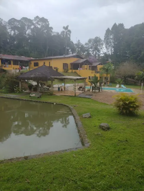 Chácara com 4 quartos à venda, 4500m2 em Ibiuna - SP - imagem 2 Foto 2 de Chácara com 4 quartos à venda, 4500m2 em Ibiuna - SP