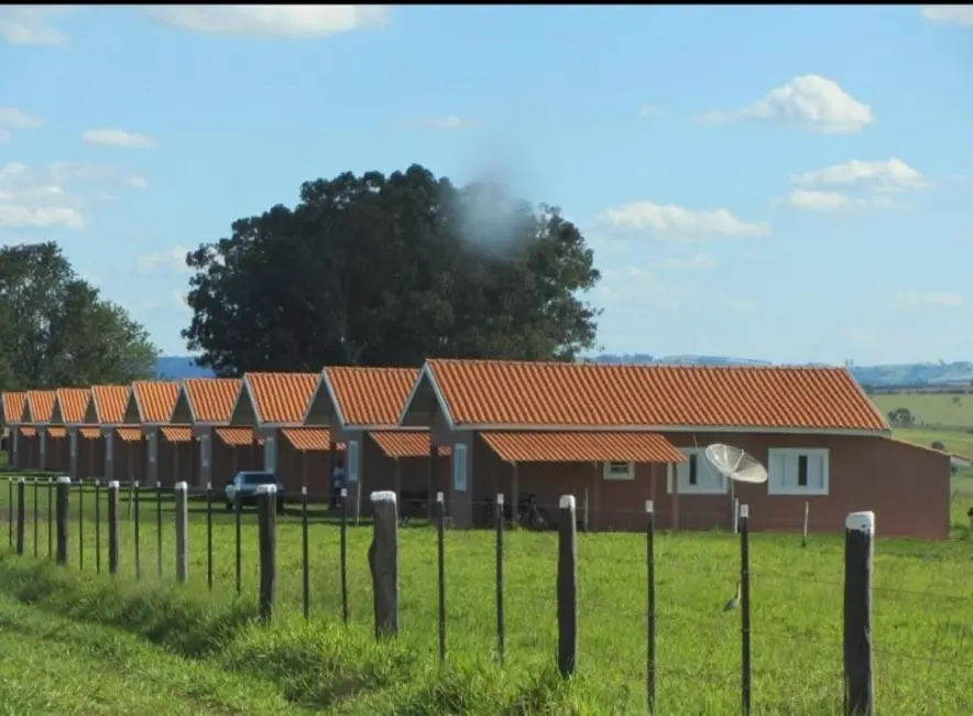 Foto 3 de Fazenda / Haras à venda, 2044m2 em Centro, Pompeia - SP