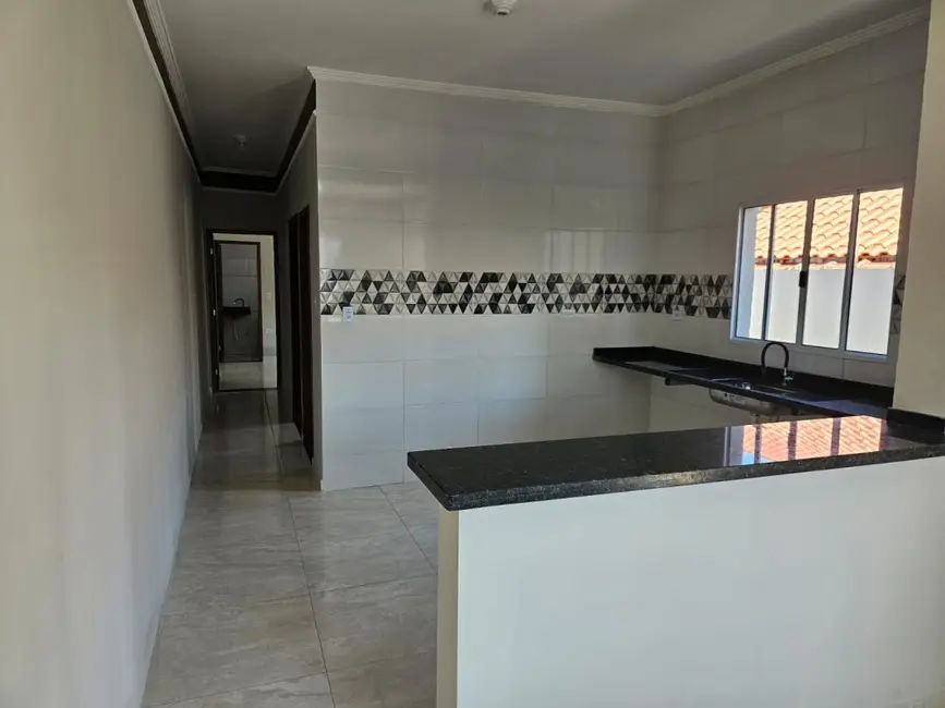 Foto 9 de Casa com 2 quartos à venda, 72m2 em Itanhaem - SP
