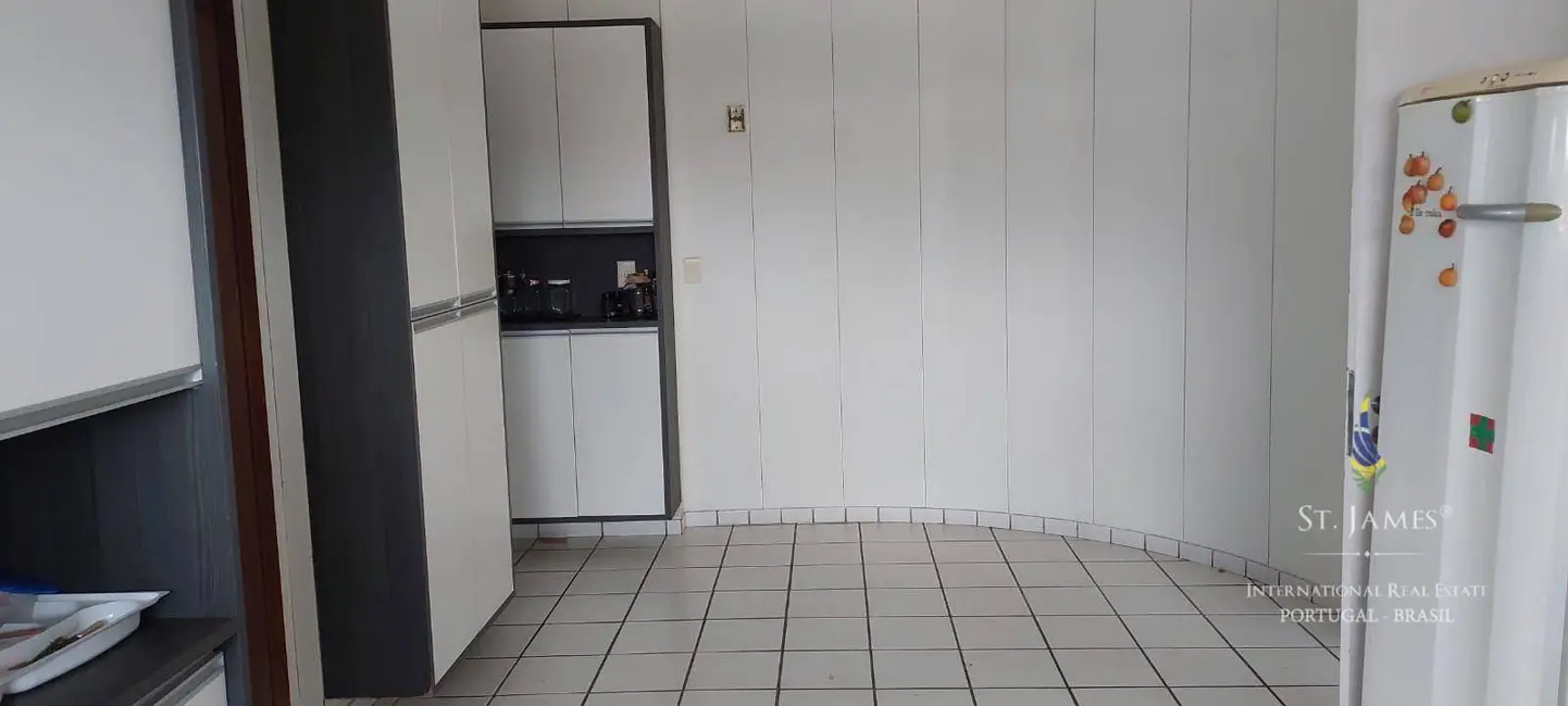 Foto 8 de Apartamento com 3 quartos à venda, 200m2 em Petrópolis, Natal - RN