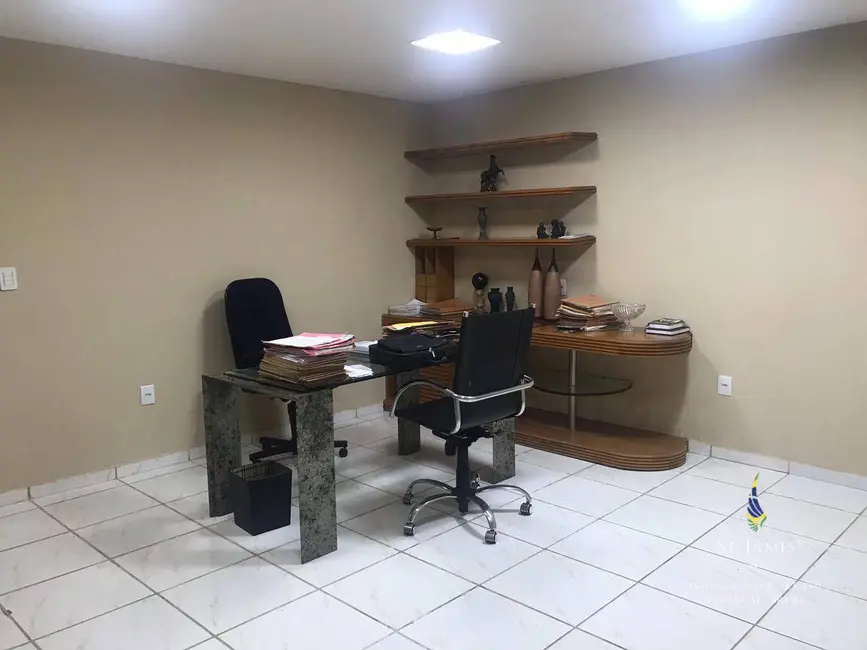 Loja à venda, 240m2 em Candelária, Natal - RN - imagem 5 Foto 5 de Loja à venda, 240m2 em Candelária, Natal - RN