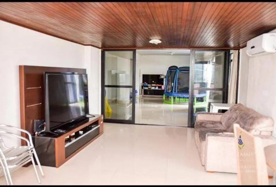 Apartamento com 3 quartos à venda, 374m2 em Candelária, Natal - RN - imagem 3 Foto 3 de Apartamento com 3 quartos à venda, 374m2 em Candelária, Natal - RN