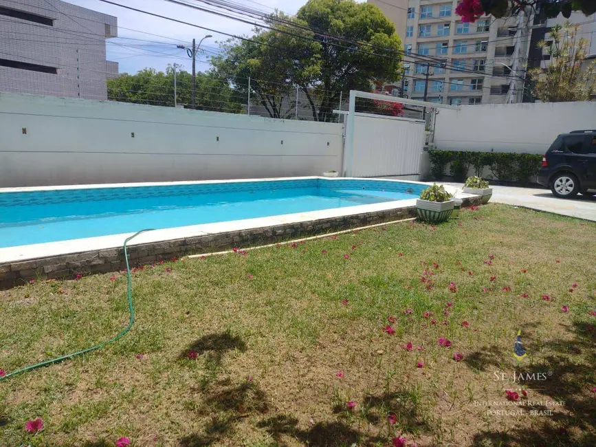 Casa com 9 quartos à venda e para alugar, 540m2 em Ponta Negra, Natal - RN - imagem 3 Foto 3 de Casa com 9 quartos à venda e para alugar, 540m2 em Ponta Negra, Natal - RN