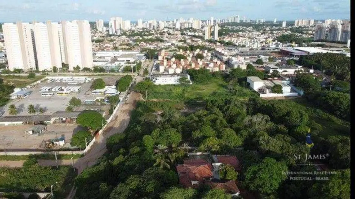 Casa com 5 quartos à venda, 7000m2 em Candelária, Natal - RN - imagem 3 Foto 3 de Casa com 5 quartos à venda, 7000m2 em Candelária, Natal - RN