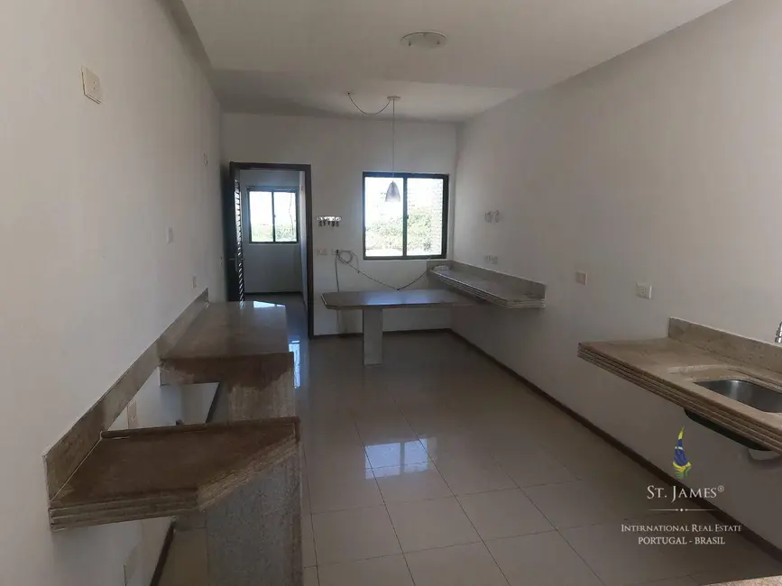 Apartamento com 3 quartos à venda, 250m2 em Candelária, Natal - RN - imagem 9 Foto 9 de Apartamento com 3 quartos à venda, 250m2 em Candelária, Natal - RN