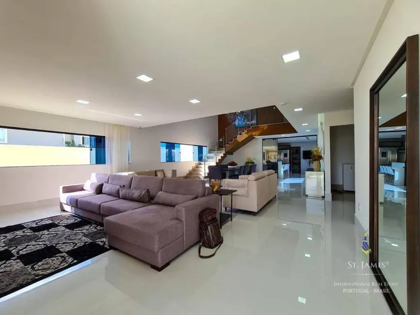 Casa de Condomínio com 5 quartos à venda, 475m2 em Pium (Distrito Litoral), Parnamirim - RN - imagem 2 Foto 2 de Casa de Condomínio com 5 quartos à venda, 475m2 em Pium (Distrito Litoral), Parnamirim - RN